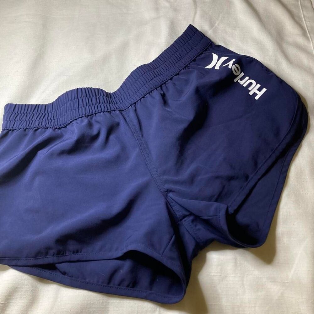 Hurley Women's Navy and Blue Shorts